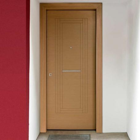 A.40 Usa exterior - intrare apartament