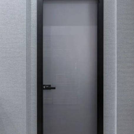 ST.02 - Usa batanta de interior cu sticla